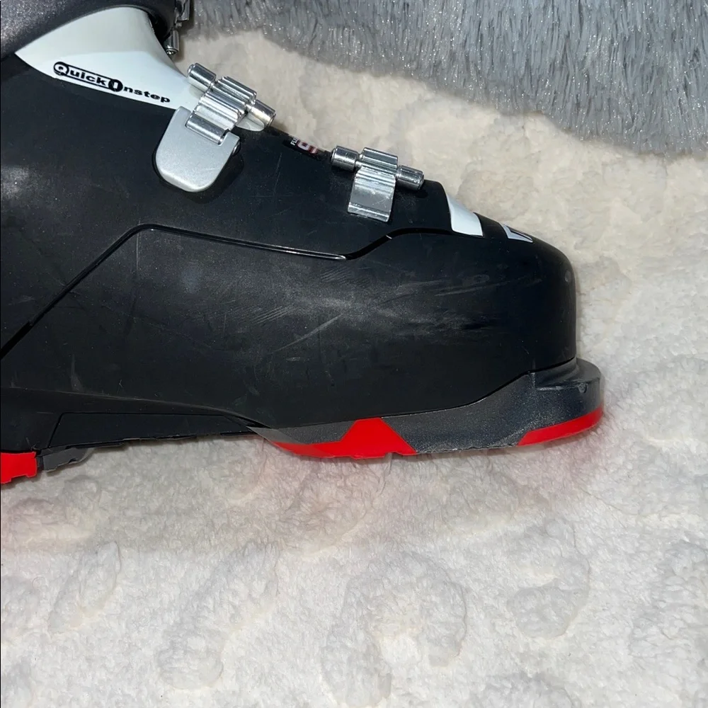 Tecnica Mach1 90 Men’s Black, Red, & White Ski Boots Size 25/25.5 300mm